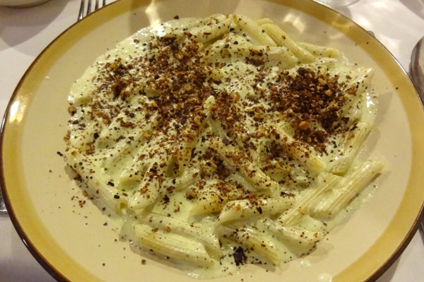 Penne alla mandorle